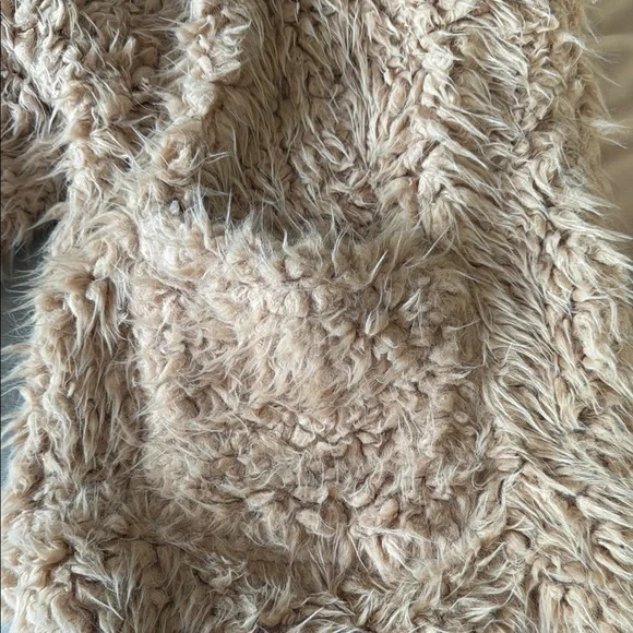 Love Tree Faux Fur Jacket in Cream - Picture 3 of 6